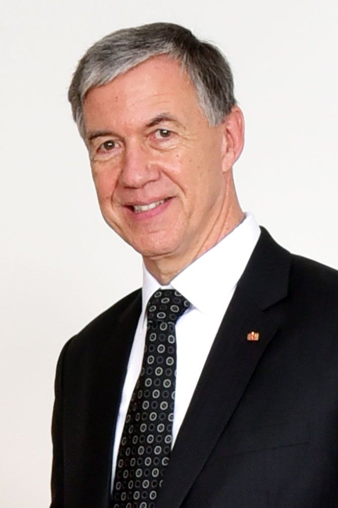 Dr. Walter Döring